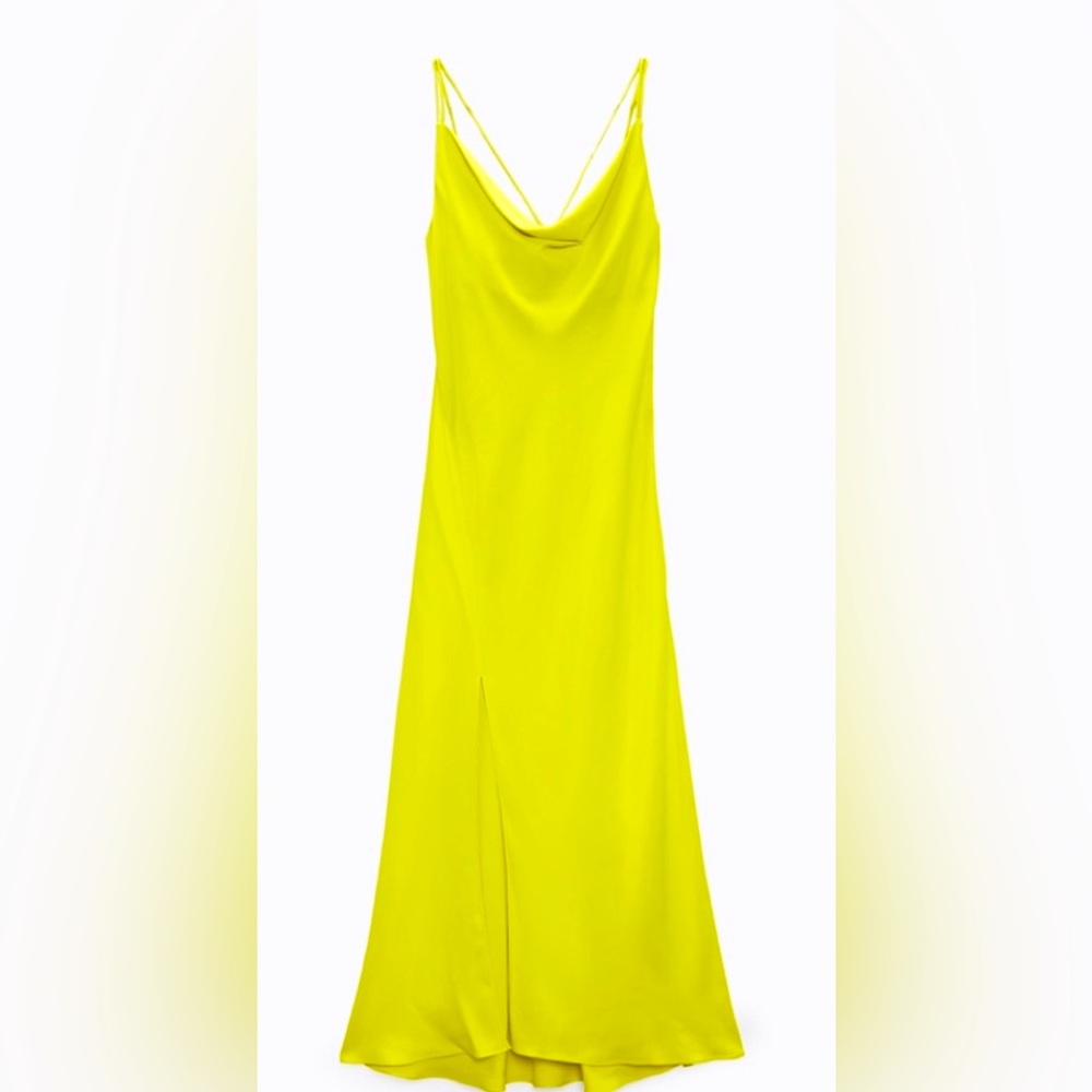 Zara Dress 100% Vicrose New without tags in Excellent condition